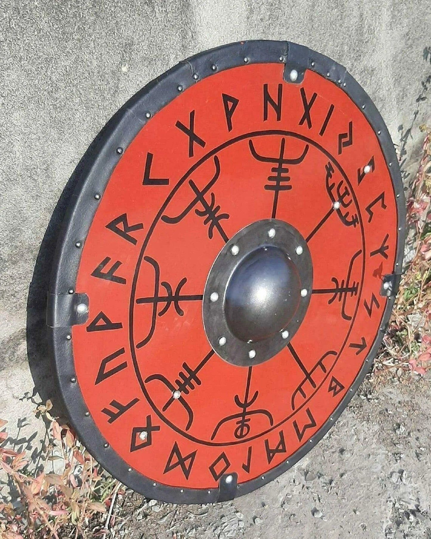 Smooth Vegvisir Runes Viking Shield